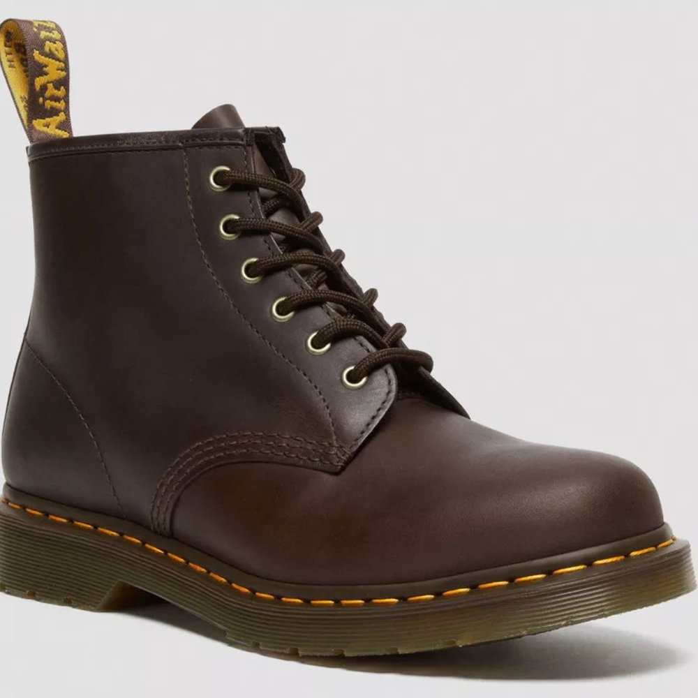 Dr. Martens crazy horse Brown Leather ankle Boots size 9 gothic